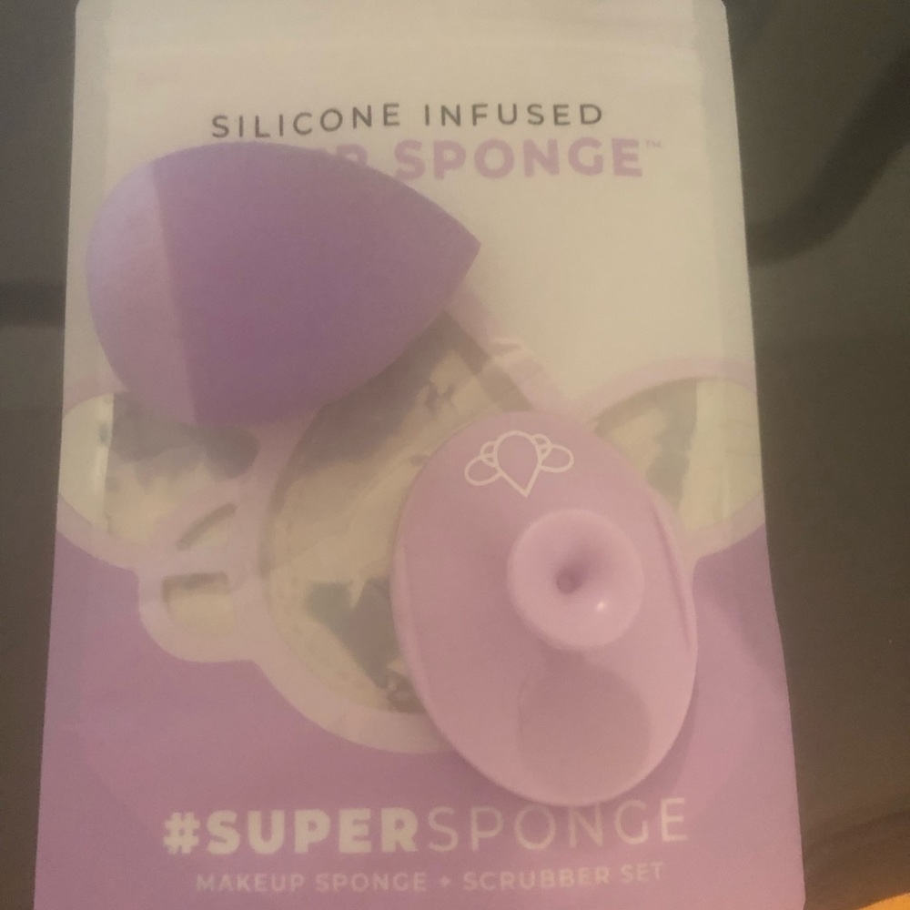 Used once SUPER SPONGE silicone infused+ scrub set